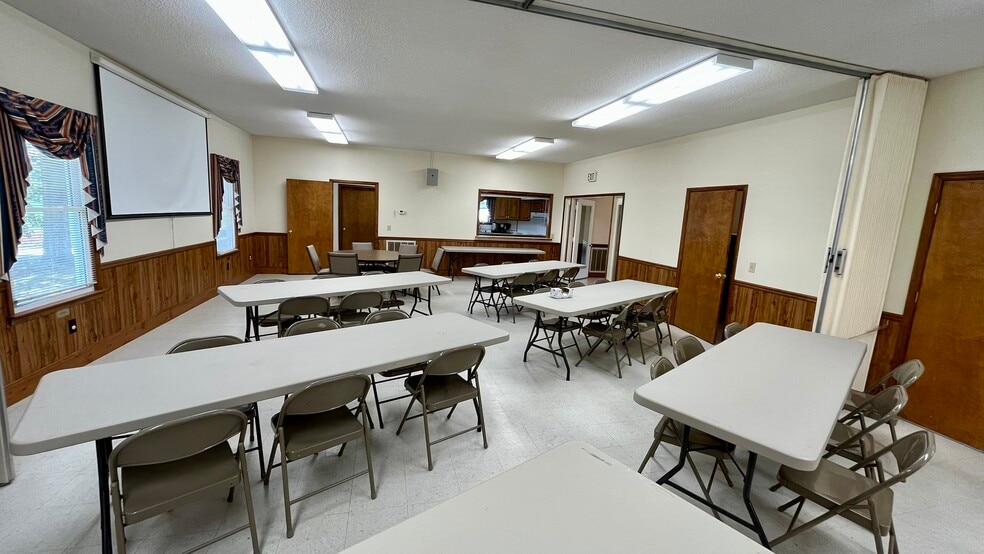 More Photos Of 955 Spring Valley Rd, Henderson Religious Facility For Sale