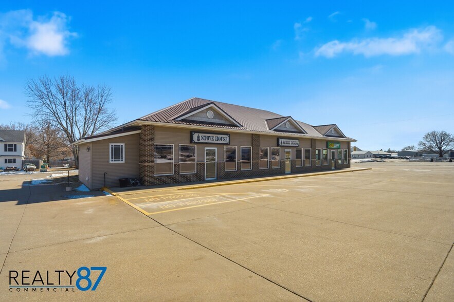 More Photos Of 4659 Highway 13, Central City Restaurant For Sale