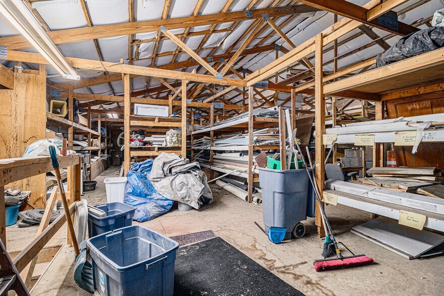 More Photos Of 715 Kingsbury St, Maumee Warehouse For Sale