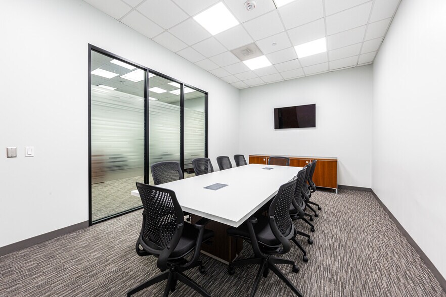 More Photos Of 3250 Briarpark Dr, Houston Office For Lease