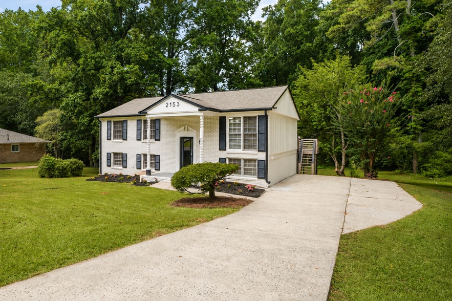 More Photos Of 2153 Greenhill Dr SW, Marietta Apartments For Sale