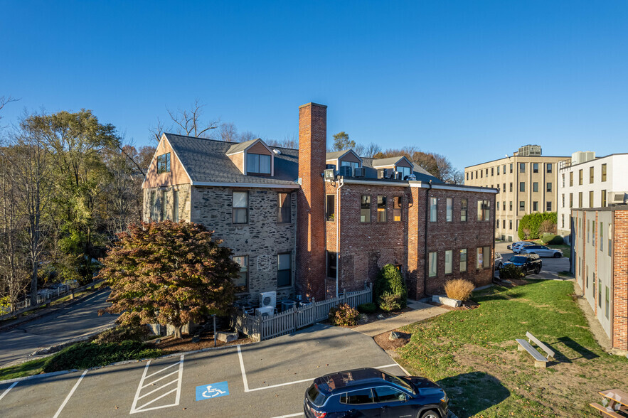 Primary Photo Of 37 Walnut St, Wellesley Office For Lease