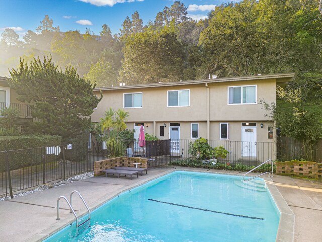 More Photos Of 340 Rheem Blvd, Moraga Apartments For Sale
