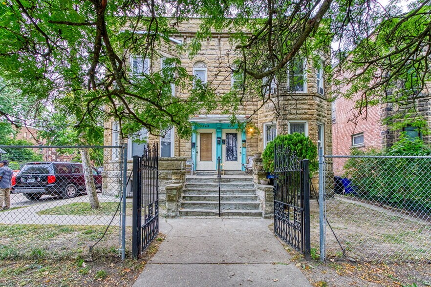 More Photos Of 423 W Grand Blvd, Detroit Apartments For Sale