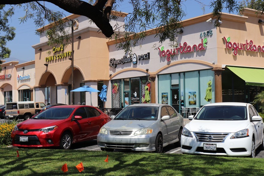 More Photos Of 4235 University Pky, San Bernardino Storefront Retail Office For Lease