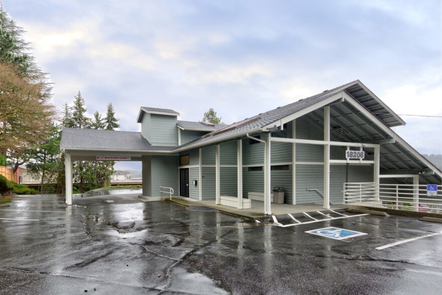 More Photos Of 18208 66th Ave NE, Kenmore Medical For Lease