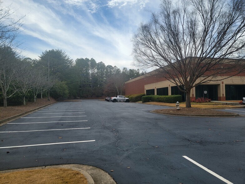 More Photos Of 2855 Marconi Dr, Alpharetta Flex For Lease