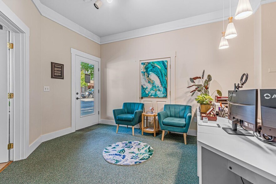 More Photos Of 545 A St, Ashland Apartments For Sale