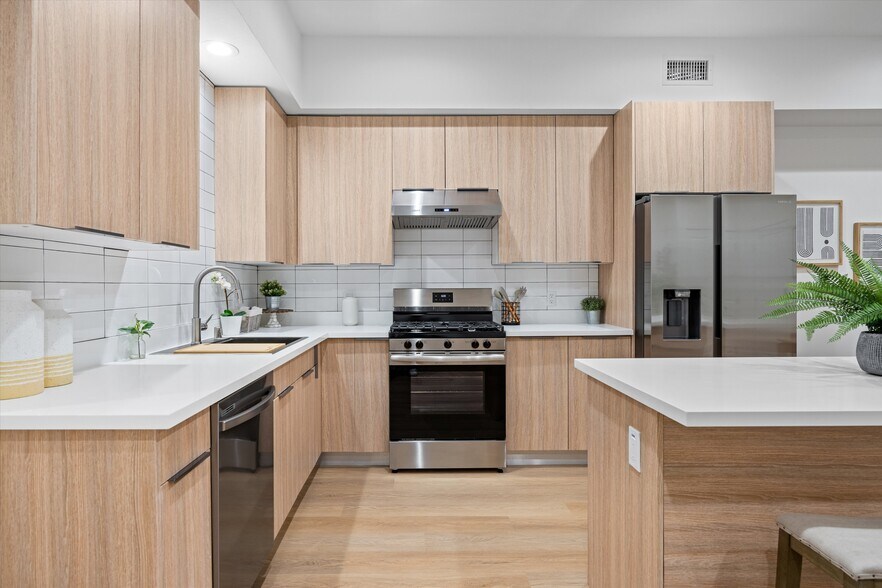 More Photos Of 13857 Leffingwell Rd, Whittier Apartments For Sale