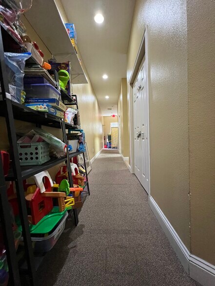 More Photos Of 2760-2766 Dora Ave, Tavares Medical For Sale