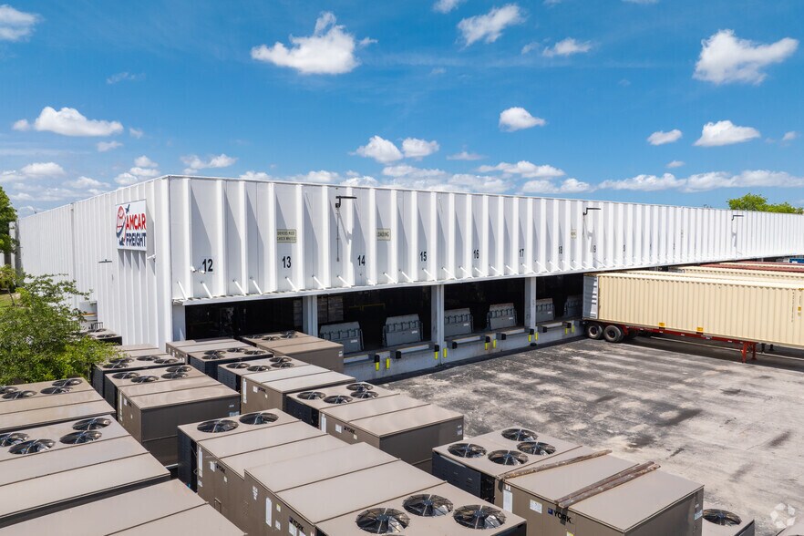 More Photos Of 10100 NW 25th St, Miami Warehouse For Sale