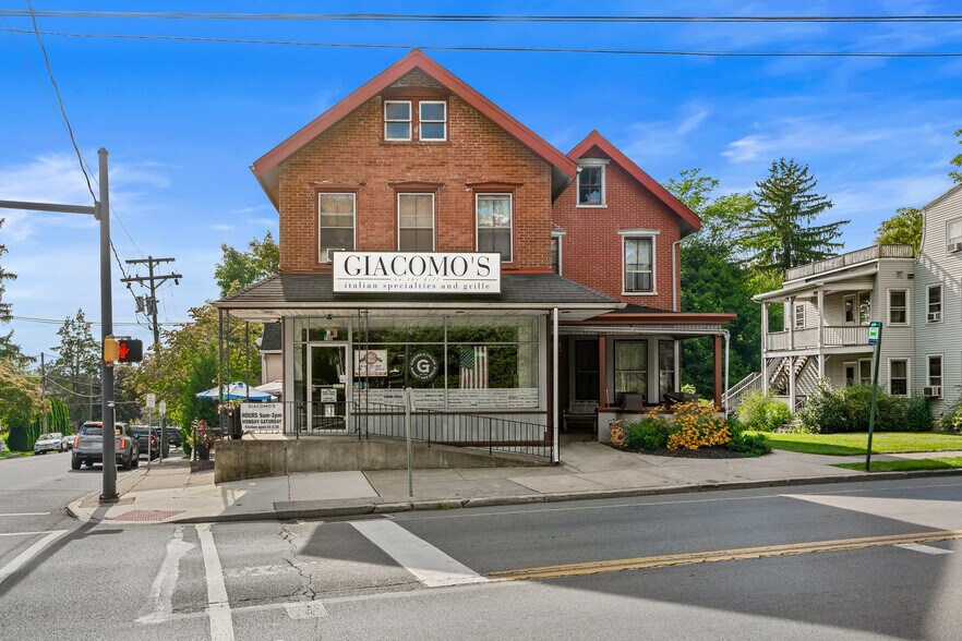 Primary Photo Of 700 Cattell St, Easton General Retail For Sale