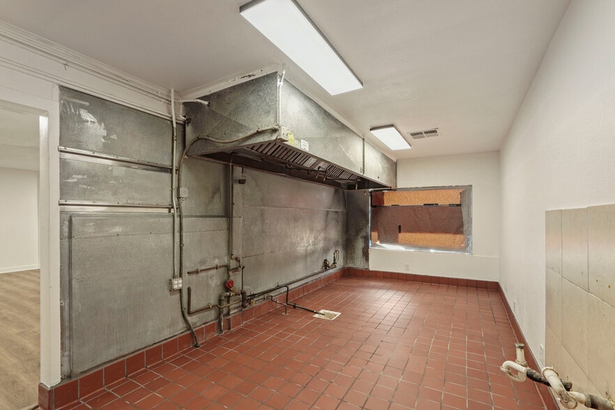 More Photos Of 1765 Monte Diablo Ave, Stockton Storefront Retail Residential For Sale