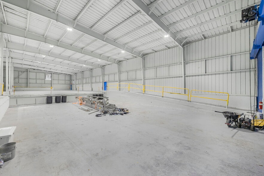 More Photos Of 2855 NW 75th Ave, Miami Warehouse For Lease