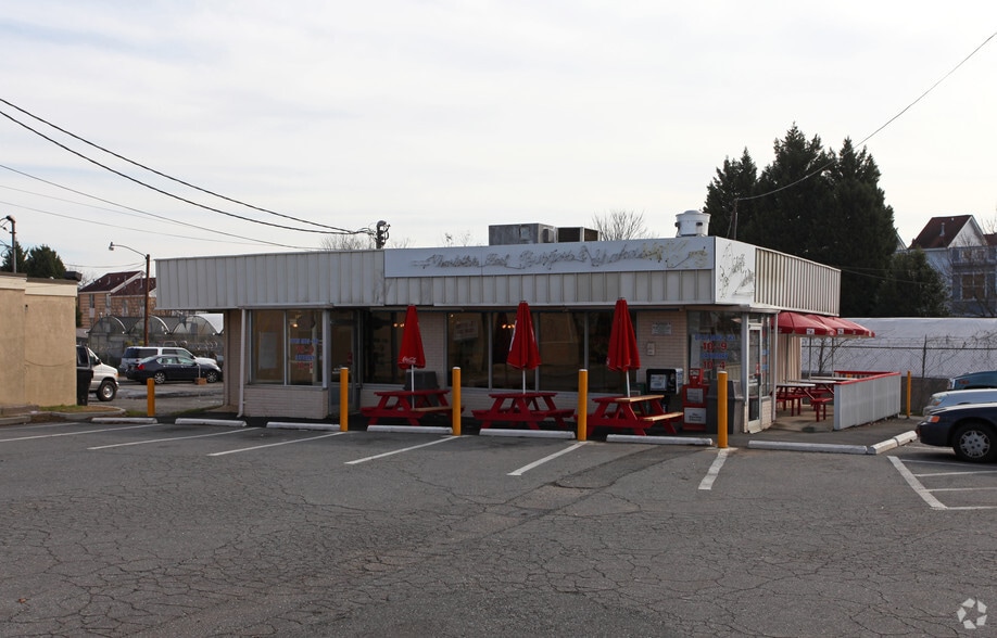 More Photos Of 2107 South Blvd, Charlotte Fast Food For Lease