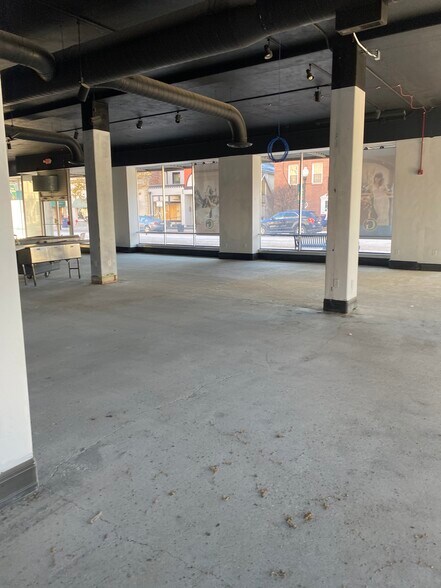 More Photos Of 319 N Wayne St, Piqua Loft Creative Space For Lease