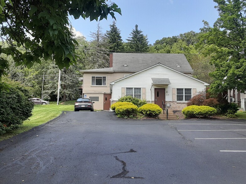 More Photos Of 4028 William Penn Hwy, Murrysville Office For Sale