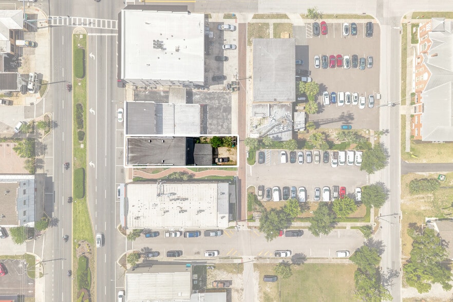 More Photos Of 61 N Central Ave, Umatilla Storefront Retail Office For Sale