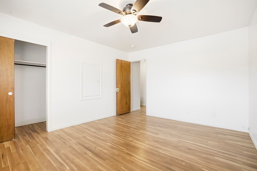 More Photos Of 5511 S Delaware St, Littleton Apartments For Sale