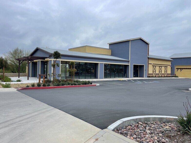 More Photos Of 9241 Limonite Ave, Jurupa Valley Unknown For Lease
