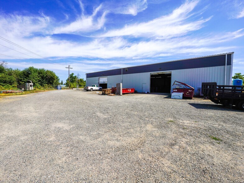 More Photos Of 893 Wilco Rd, Stayton Manufacturing For Sale
