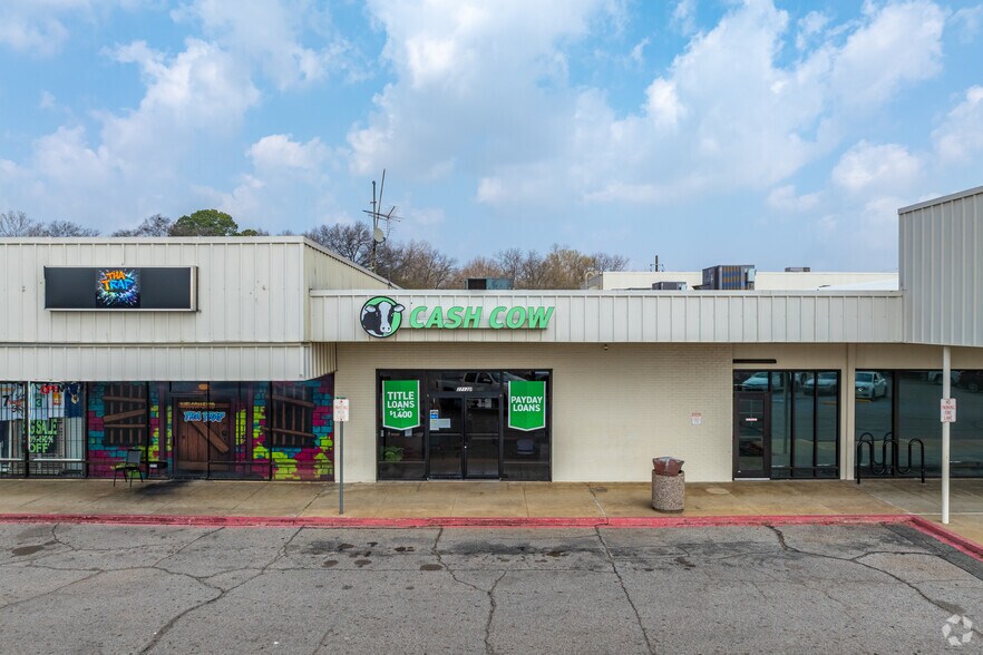 More Photos Of 2710-2758 W 70th St, Shreveport Unknown For Lease