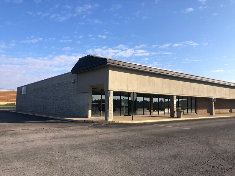 More Photos Of 11-65 E Marketview Dr, Champaign Unknown For Lease