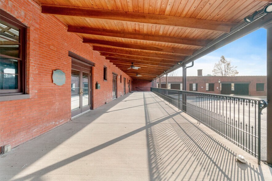 More Photos Of 3355 Keswick Rd, Baltimore Loft Creative Space For Sale