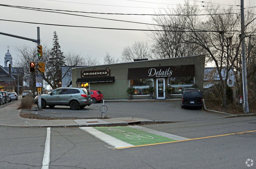 Primary Photo Of 131 Beechwood Ave, Ottawa Freestanding For Sale