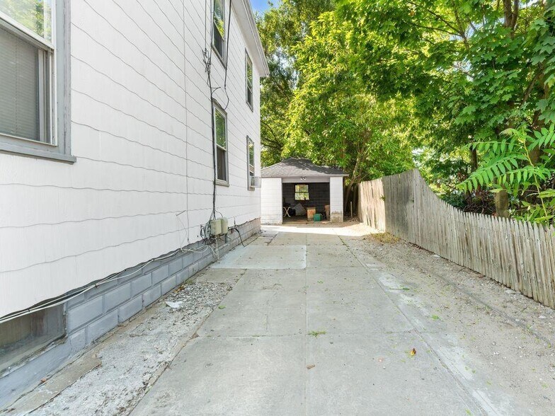 More Photos Of 1428 Park Ave, Cranston Storefront Retail Residential For Sale