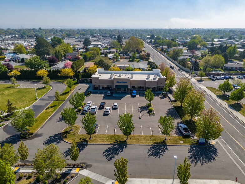 More Photos Of 3208 W 19th Ave, Kennewick Medical For Lease