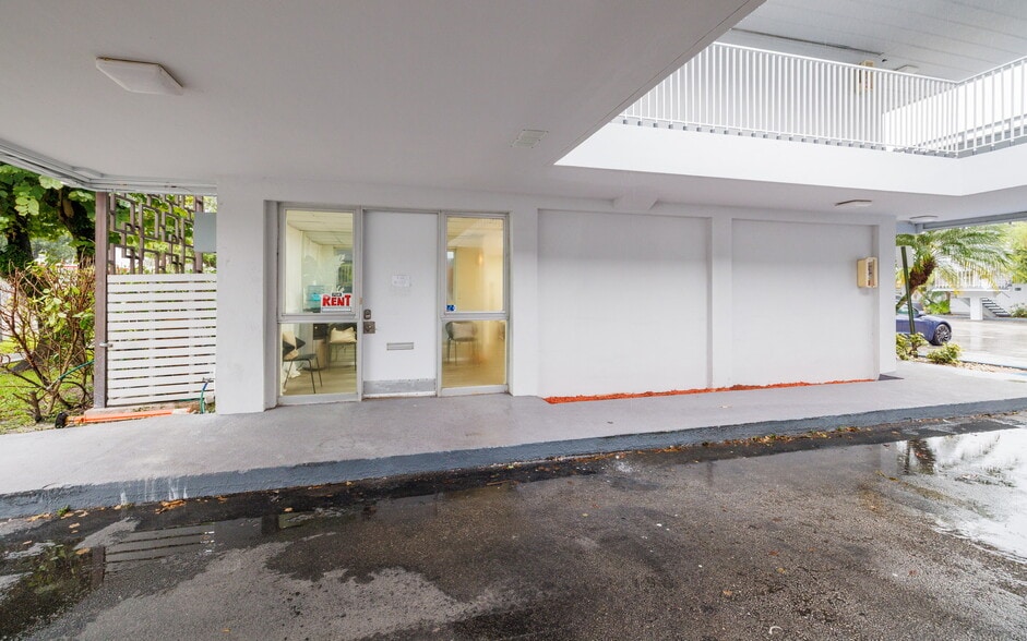 More Photos Of 6601 SW 80th St, Miami Medical For Lease