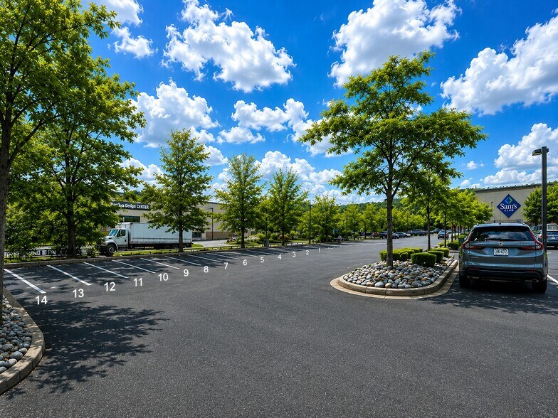More Photos Of 331 Saw Mill River Rd, Elmsford Land For Lease