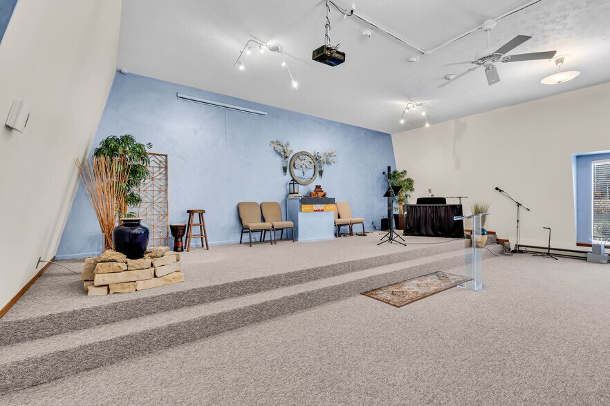 More Photos Of 4277 Columbus Pike, Delaware Religious Facility For Sale