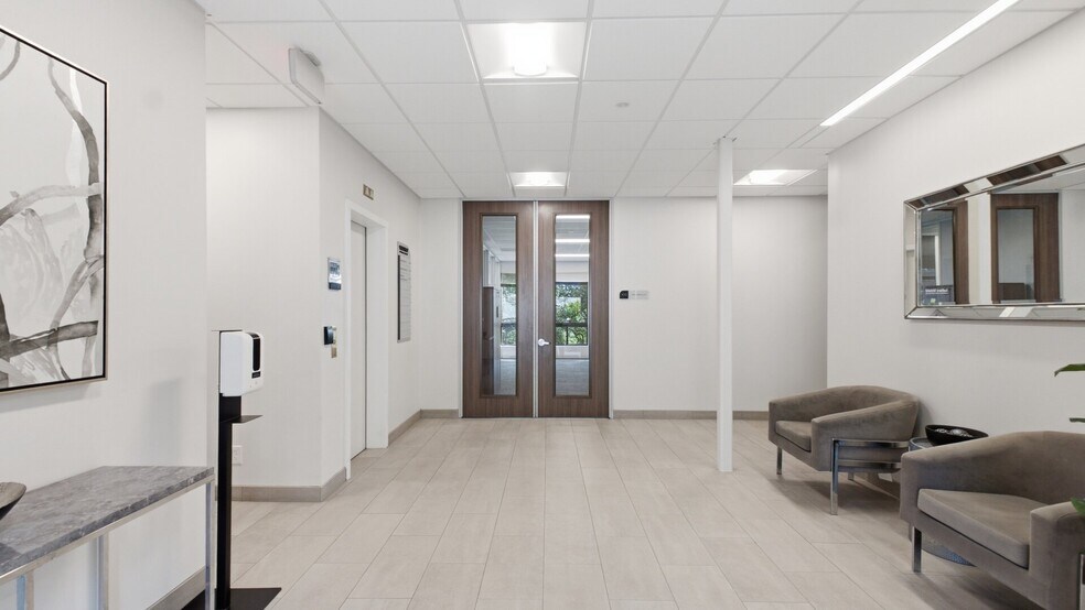 More Photos Of 925 Capital Of Texas S, Austin Unknown For Lease