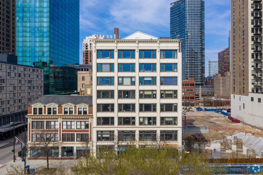 More Photos Of 1006 S Michigan Ave, Chicago Office For Sale