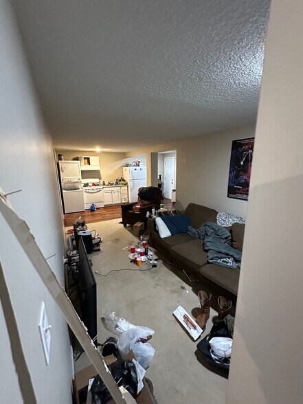 More Photos Of 17624 IN-37 Hwy, Harlan Light Distribution For Sale