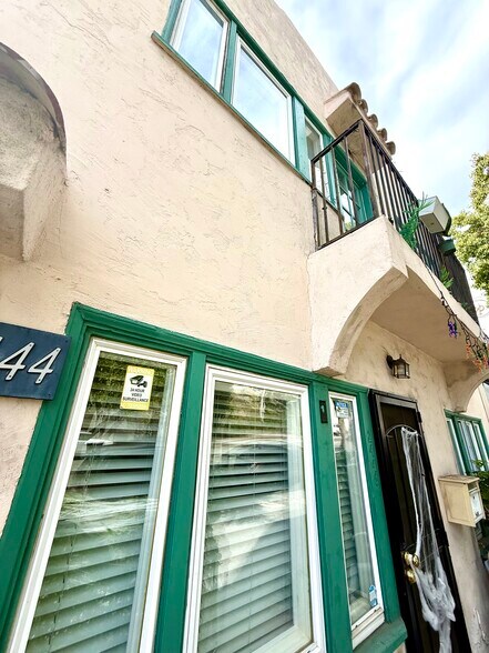 More Photos Of 2438-2446 India St, San Diego Apartments For Sale