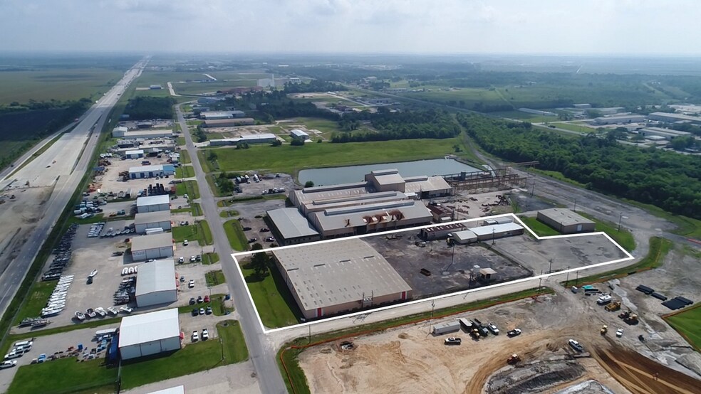 More Photos Of 6809 Industrial Rd, Beaumont Manufacturing For Sale