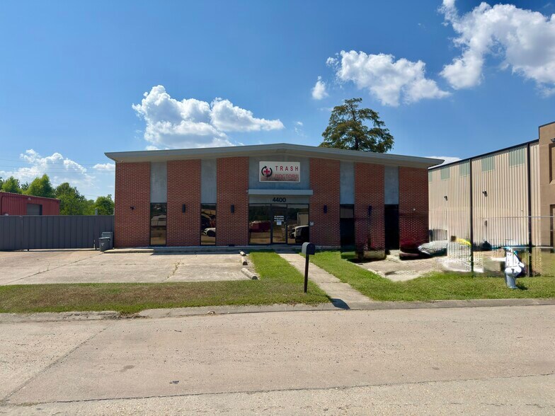 More Photos Of 4400 Poche Ct W, New Orleans Light Manufacturing For Sale