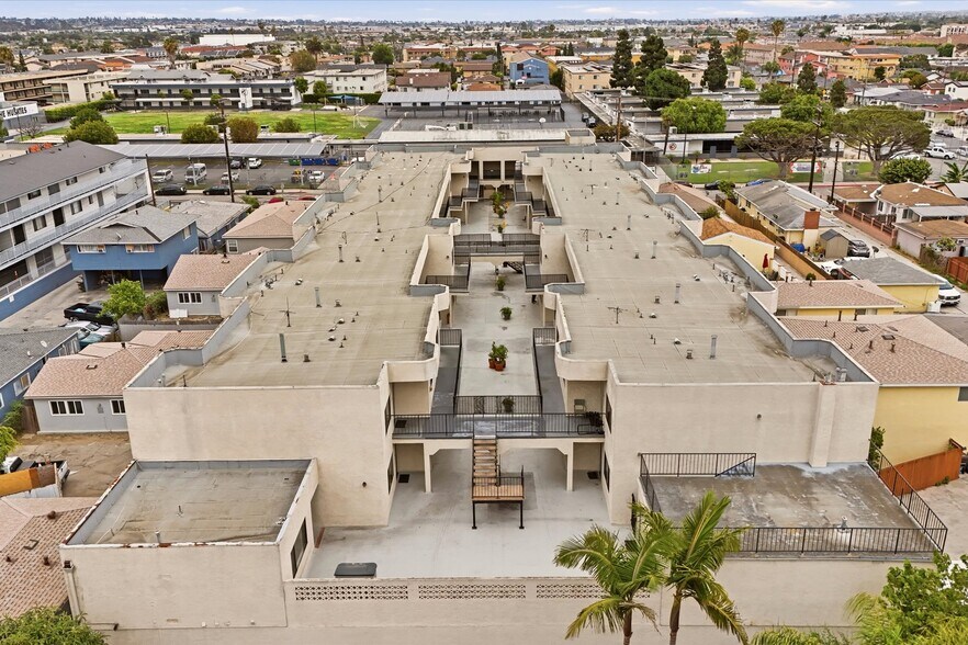 More Photos Of 13801 Yukon Ave, Hawthorne Apartments For Sale