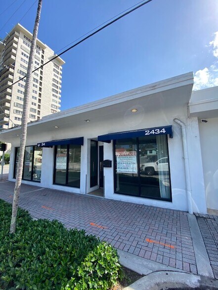 Primary Photo Of 2434-2438 E Las Olas Blvd, Fort Lauderdale Storefront Retail Office For Lease