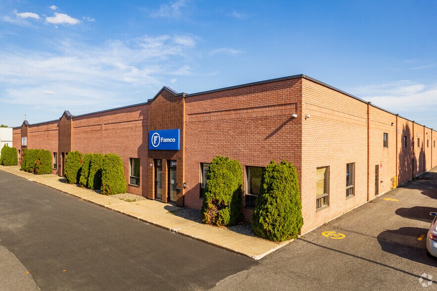 Primary Photo Of 3405-3417 St 1st, Longueuil Warehouse For Lease
