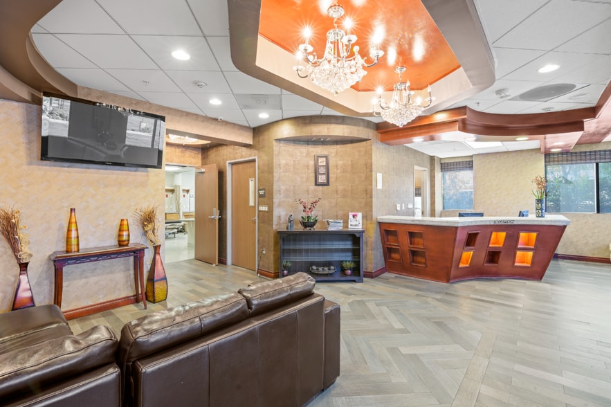 More Photos Of 311 Haigh Rd, Thousand Oaks Medical For Lease