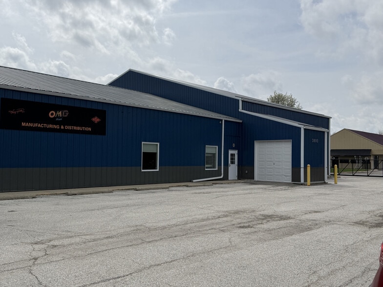 More Photos Of 3893 W State Road 47, Sheridan Freestanding For Sale