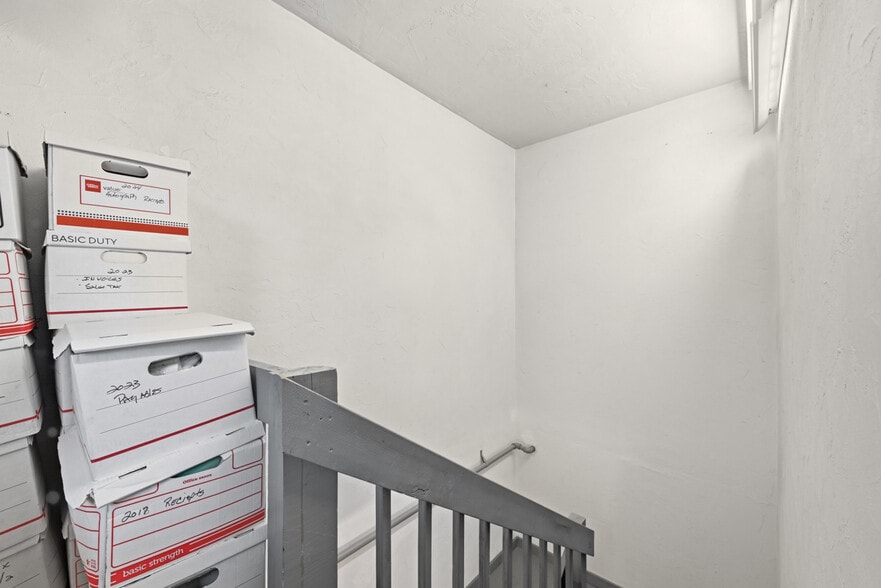 More Photos Of 508 Rodi Rd, Pittsburgh Flex For Sale
