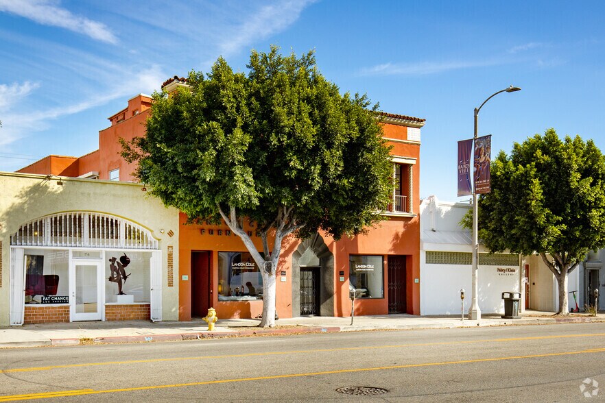 More Photos Of 152 N La Brea Ave, Los Angeles Storefront Retail Office For Lease