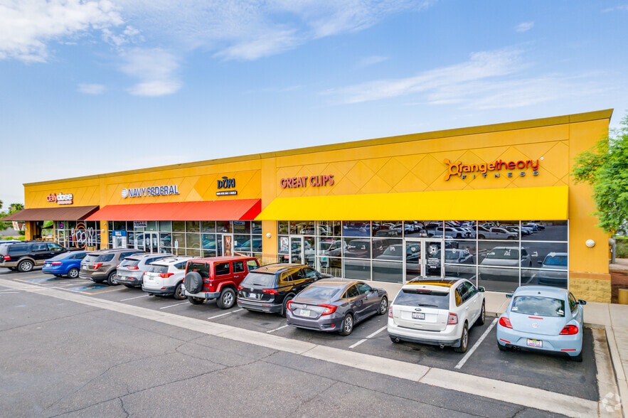 More Photos Of 1928 E Highland Ave, Phoenix General Retail For Lease