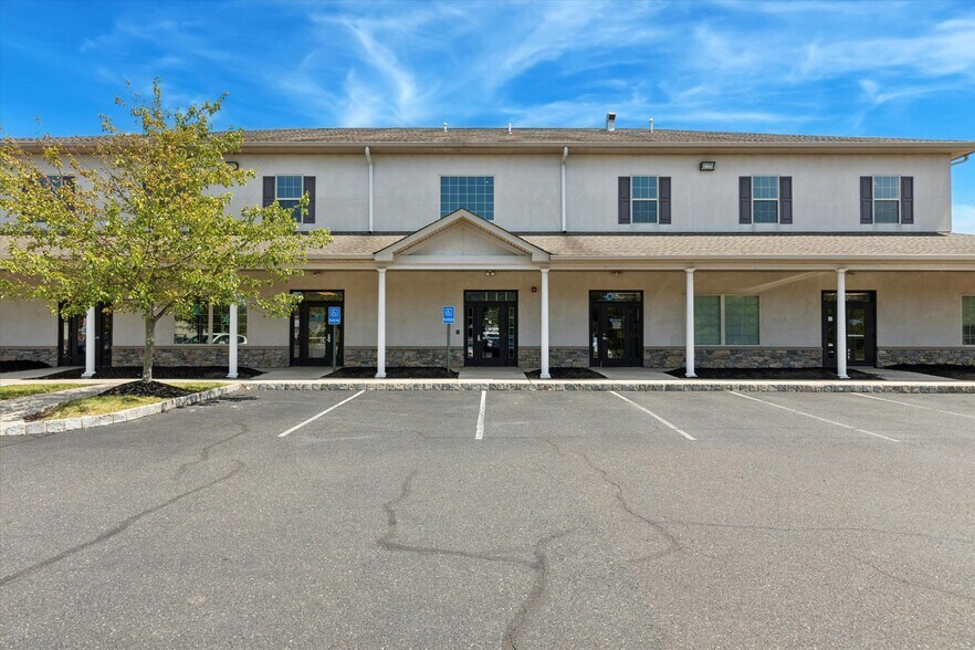 Primary Photo Of 1105 Bethlehem Pike, Sellersville Medical For Sale