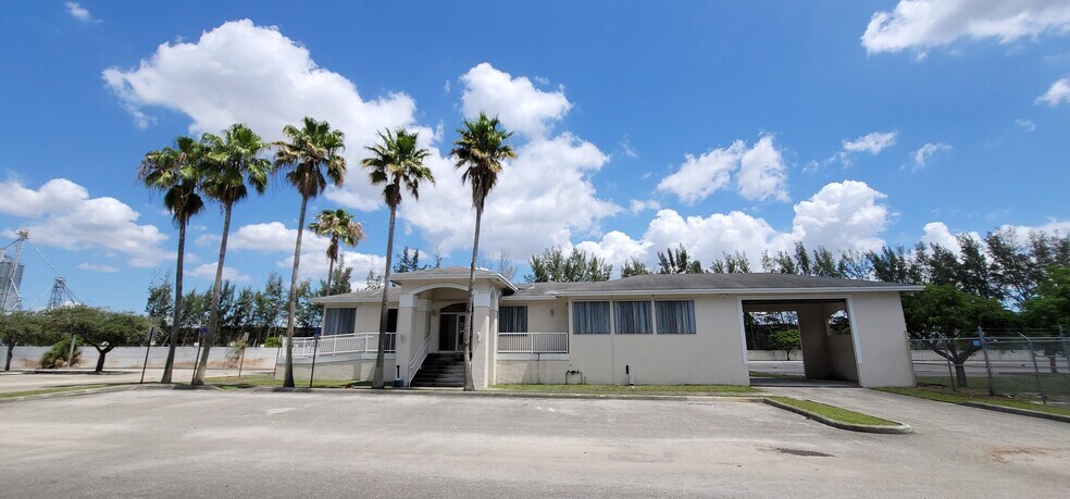 More Photos Of 3025 NW 123rd St, Miami Land For Lease